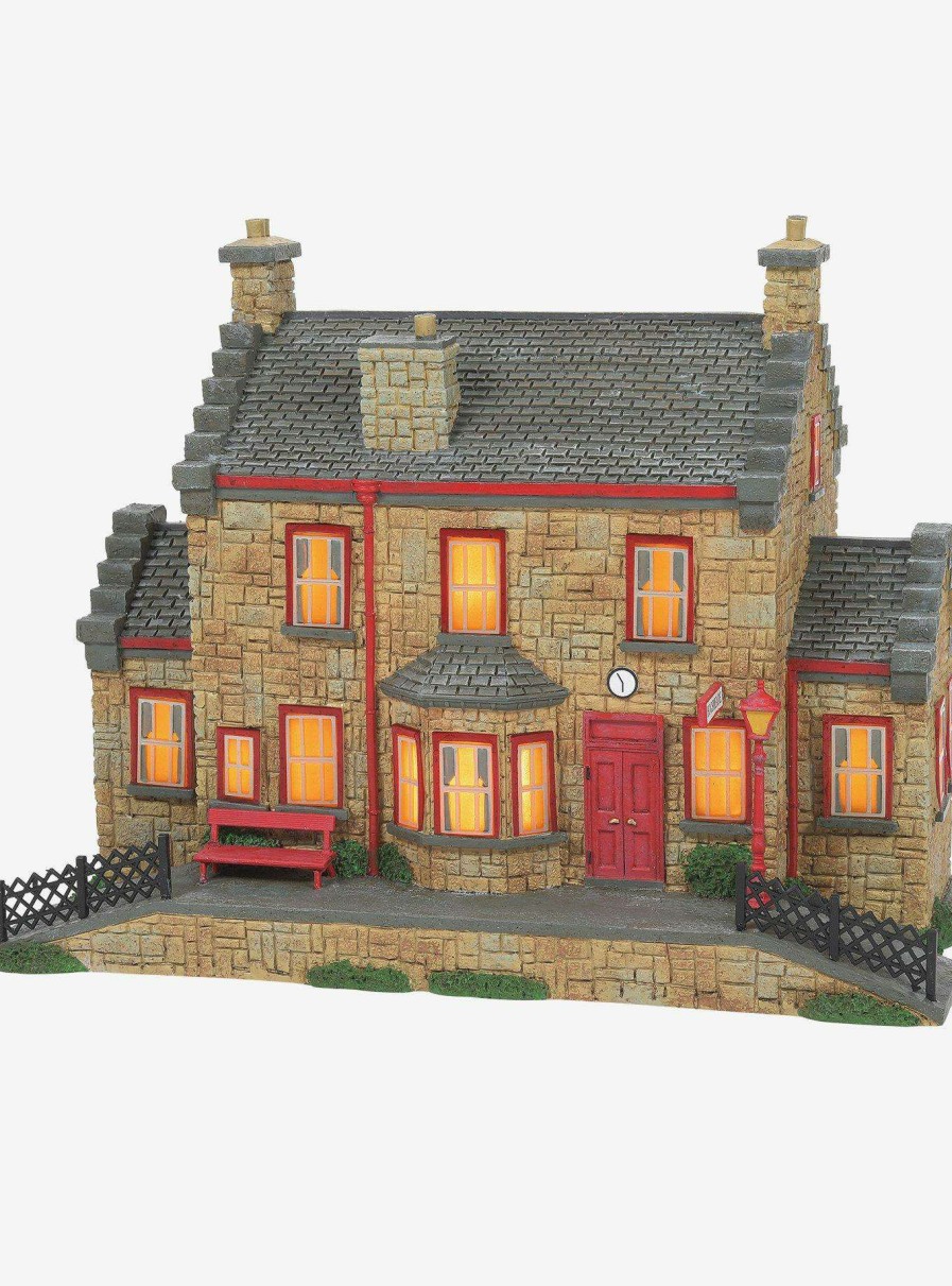 Harry Potter * | Harry Potter Hogsmeade Station Figurine Exclusive Design